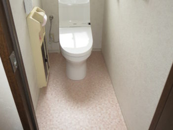 1階のトイレ《TOTO HV》