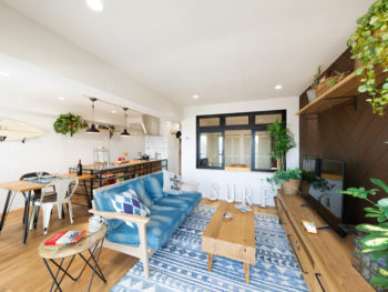 岡山市、倉敷市、津山市、玉野市、笠岡市、井原市、総社市、高梁市、新見市、備前市、瀬戸内市、赤磐市、真庭市、美作市、浅口市、香川、高松市、丸亀市、坂出市、善通寺市、観音寺市、さぬき市、東かがわ市、三豊市、小豆、創拓、家、住宅、リフォーム、リノベーション、修繕、修理、改築、改装、新築、中古、、感想、口コミ、評価、見積り、施工事例、 シック、レトロ、ヴィンテージ、モダン、シンプル、北欧、南欧、リゾート、自然、日本、和風、 海、ビーチ、サーフィン、ハンモック、 モデルルーム、完成見学会、リビング、キッチン