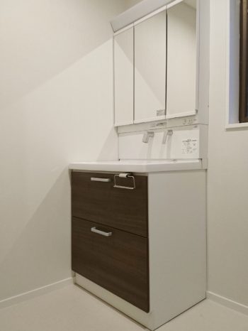 岡山市、倉敷市、津山市、玉野市、笠岡市、井原市、総社市、高梁市、新見市、備前市、瀬戸内市、赤磐市、真庭市、美作市、浅口市、香川、高松市、丸亀市、坂出市、善通寺市、観音寺市、さぬき市、東かがわ市、三豊市、小豆、創拓、家、住宅、リフォーム、太陽光、リノベーション、修繕、修理、改築、改装、塗装、新築、中古、感想、口コミ、評価、見積り、施工事例、ショールーム、イベント、特典、職人、外壁、塗装、屋根、ベランダ、 【トイレ】TOTO、LIXIL、Panasonic、ウォシュレット、便座、排水、クロス、清潔、汚れ、温水、ピュアレスト、ネオレスト、アプリコット、アラウーノ、アメージュZ、 【浴室】浴室、バス、システム、TOTO、LIXIL、クリナップ、タカラスタンダード、収納、解体、撤去、清潔、サザナ、シンラ、 【洗面台】洗面、化粧台、TOTO、LIXIL、クリナップ、水栓、収納、洗濯、クロス、サクア、オクターブ、ドレーナ 【キッチン】キッチン、台所、TOTO、LIXIL、クリナップ、クリンレディ、吊戸棚、収納、システム、 【内装】和室、洋室、リビング、床、天井、壁、クロス、壁紙、フローリング、遮音、防音、照明、ライト、エアコン、畳、ふすま、フローリング、建具、巾木、ダイケン 【塗装】外壁、屋根、シリコン、ウレタン、フッ素、ひび割れ、雨漏り、施工後