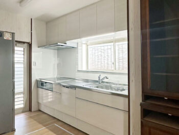 【LDK,玄関ホールリフォーム】リフォームで暮らしに新しい彩りを。[価格帯：200～300万]