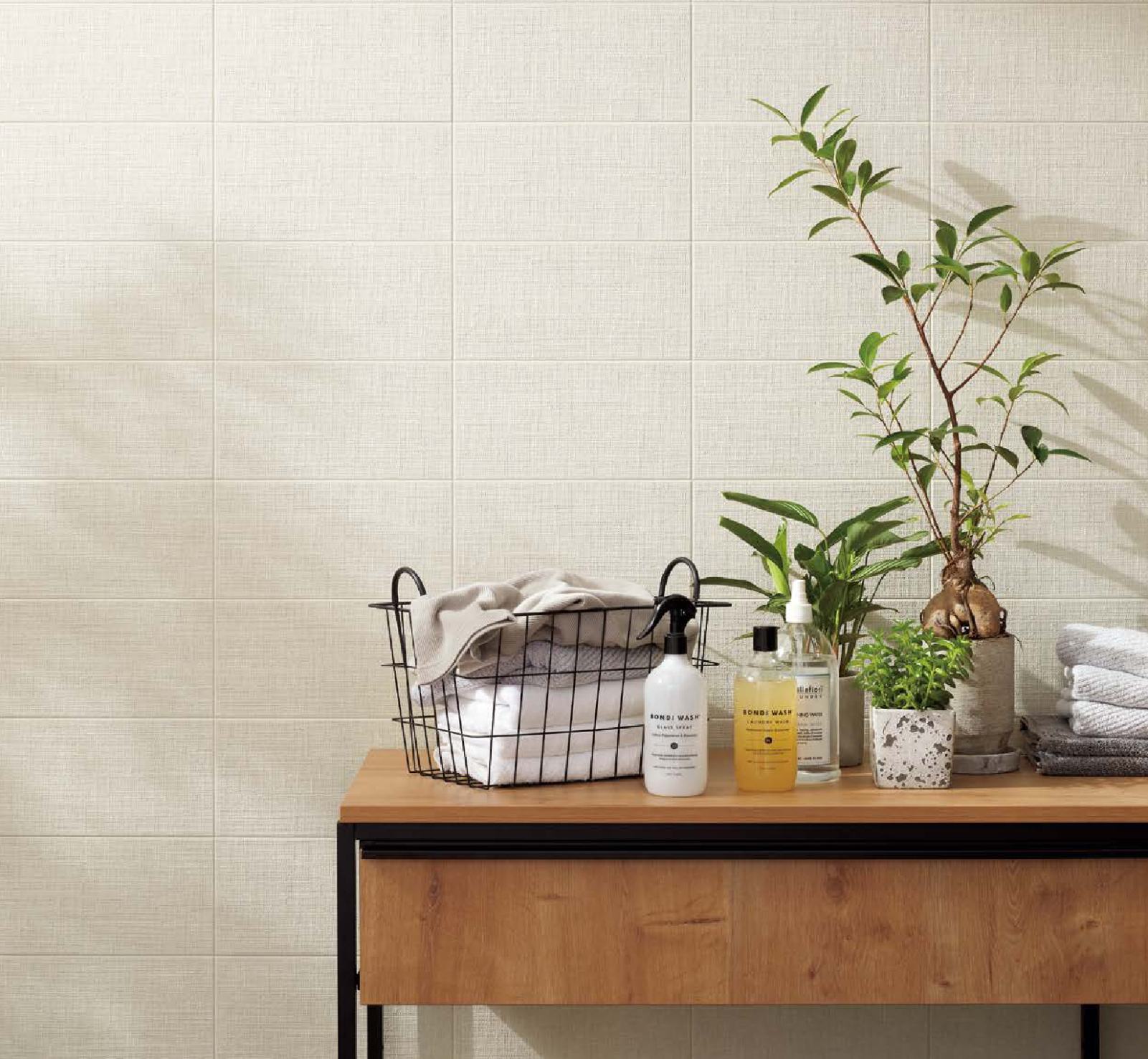 LIXIL エコカラットプラス 水拭きOK